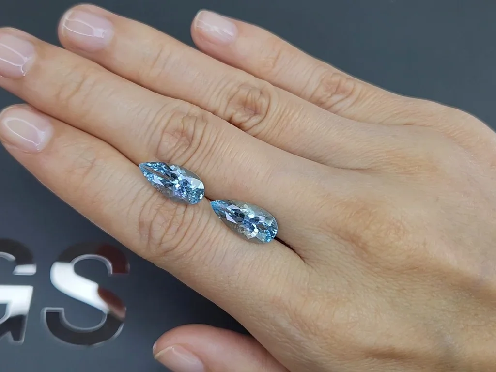 Pair of pear-cut aquamarines 6.02 carats, Madagascar  Image №2