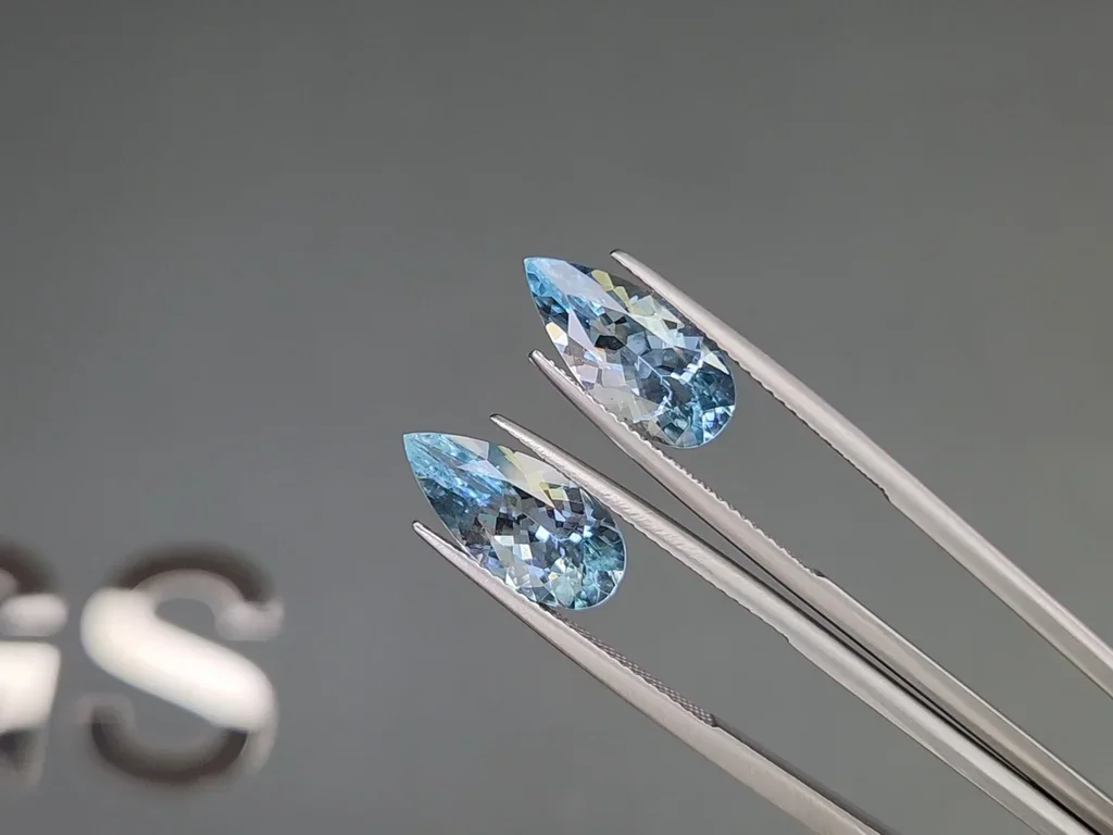 Pair of pear-cut aquamarines 6.02 carats, Madagascar  Image №3