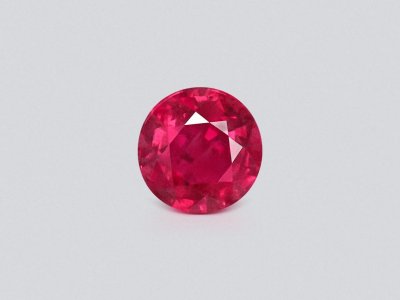 Unheated vivid red-pink ruby in round cut 1.00 carat, Kashmir  photo