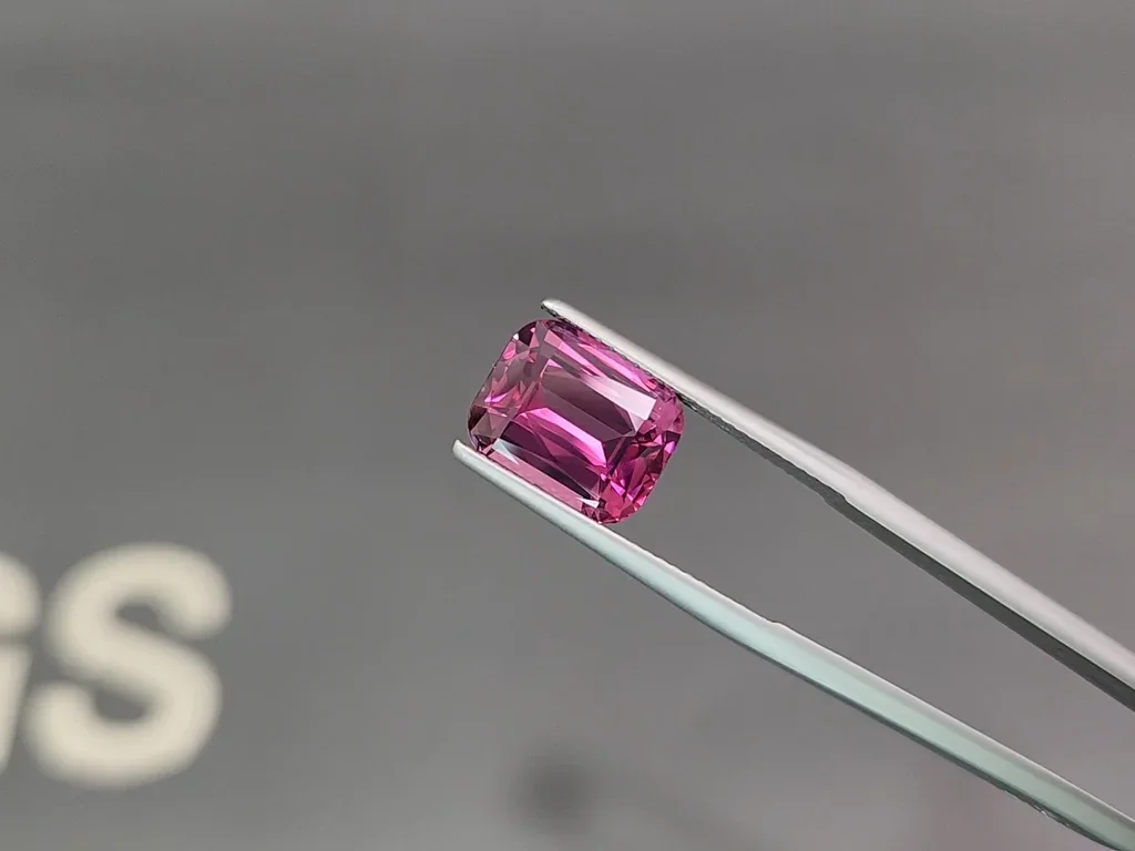 Purple spinel cushion cut 6.15 carats, Tanzania Image №3