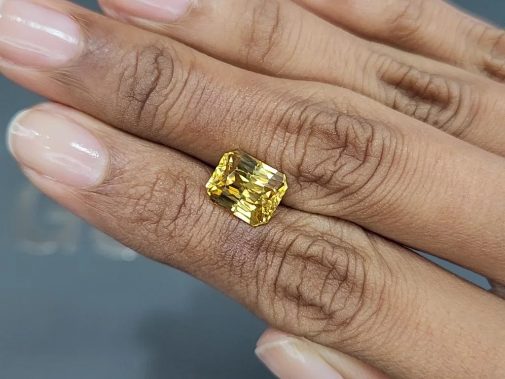 Yellow zircon octagon cut 6.00 carats, Tanzania Image №2