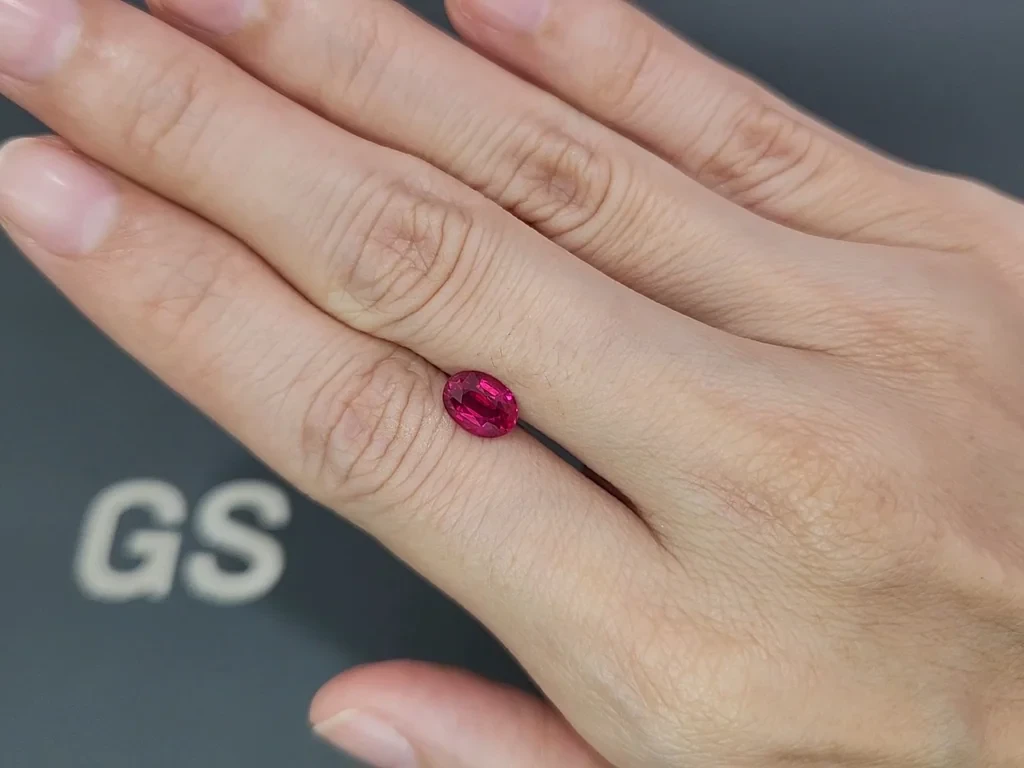 Unheated ruby Pigeon blood oval cut 1.56 carats, Mozambique Image №2