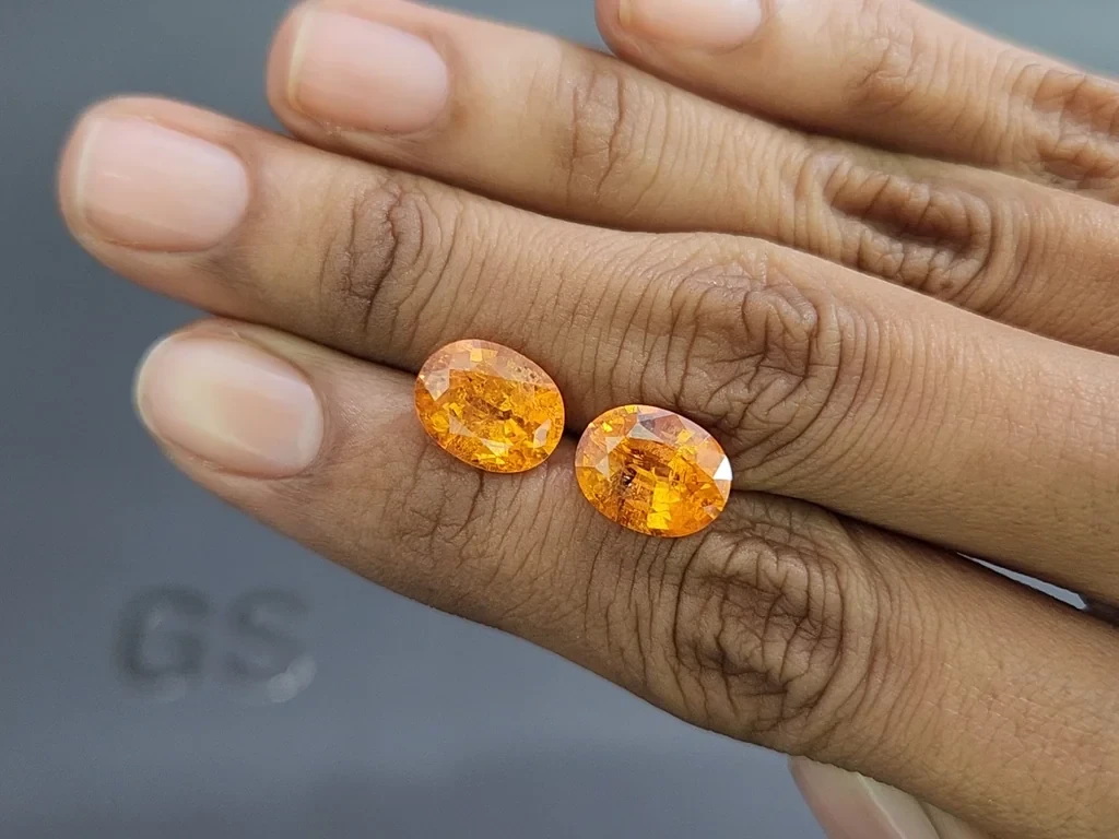 Pair of Fanta spessartines oval cut 9.67 carats, Tanzania Image №2