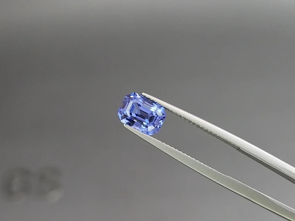 Blue sapphire octagon cut 3.11 carats, Sri Lanka Image №3