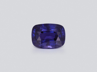 Unheated violet sapphire cushion cut 18.82 carats, Sri Lanka photo