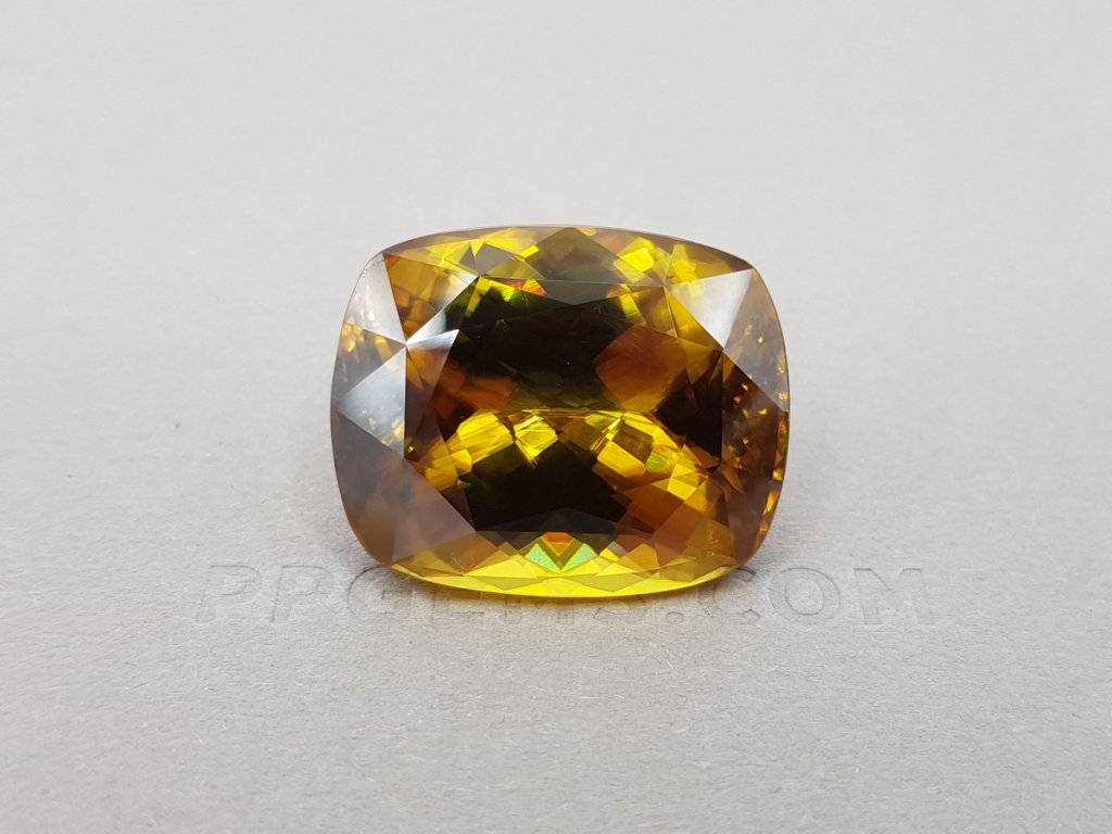 Large golden sphene 53.64 ct, Madagascar Image №2