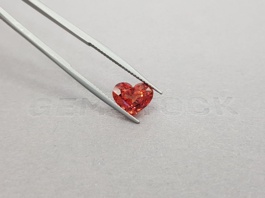 Bright red-orange heart cut spinel 2.78 ct, Burma Image №4