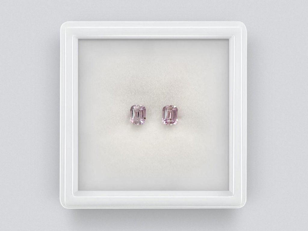 Pair of lavender unheated cushion cut sapphires 0.73 carats, Madagascar Image №1