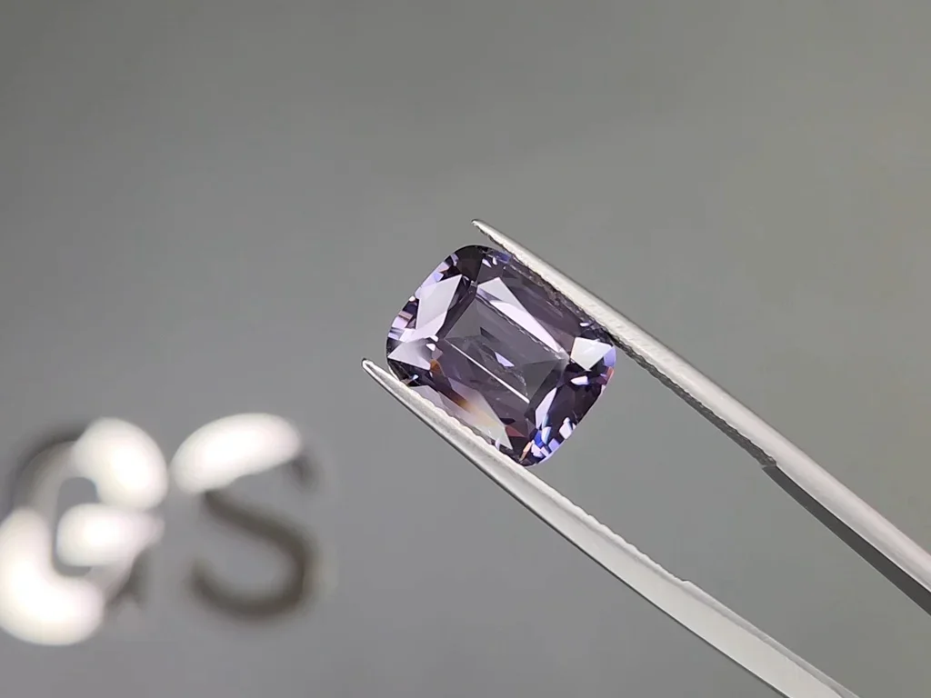 Violet-gray cushion-cut spinel 5.55 carats, Tanzania Image №3
