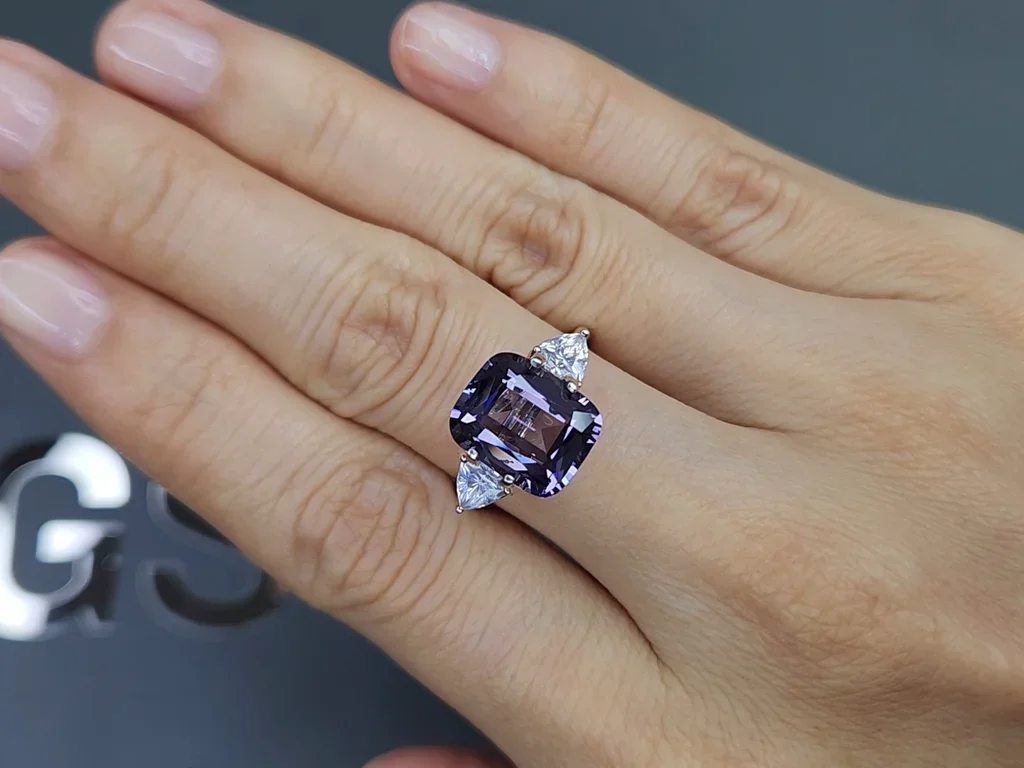 Violet-gray cushion-cut spinel 5.55 carats, Tanzania Image №5