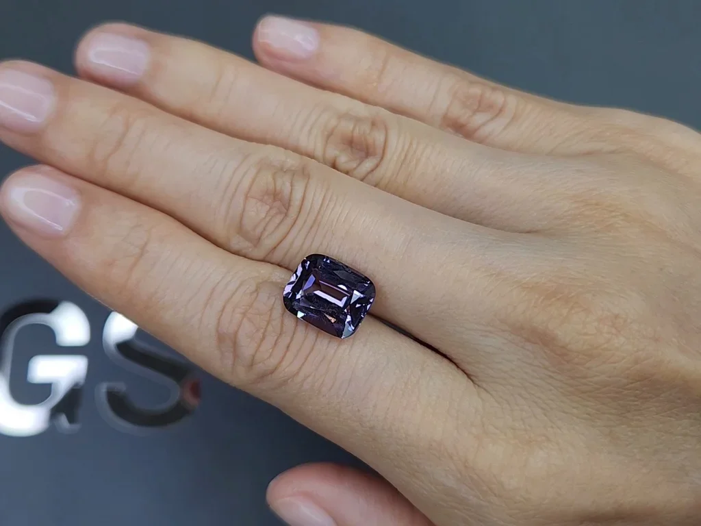 Violet-gray cushion-cut spinel 5.55 carats, Tanzania Image №2