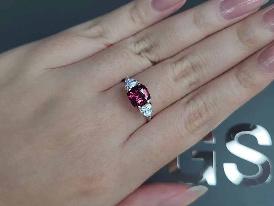 Rare Malaya garnet in cushion cut 2.22 carats, Tanzania Image №5