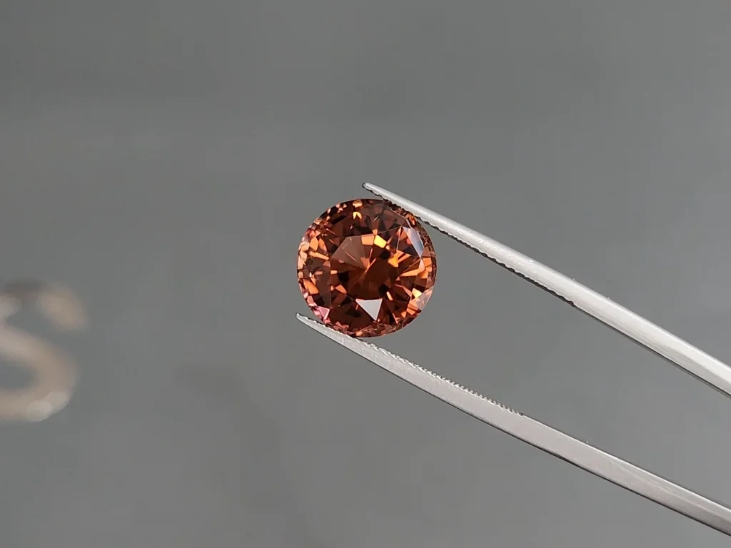 Orange tourmaline round cut 8.01 carats, Africa Image №3