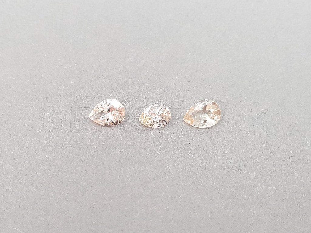 Set of unheated pastel yellow sapphires in pear cut 3.01 carats Image №1