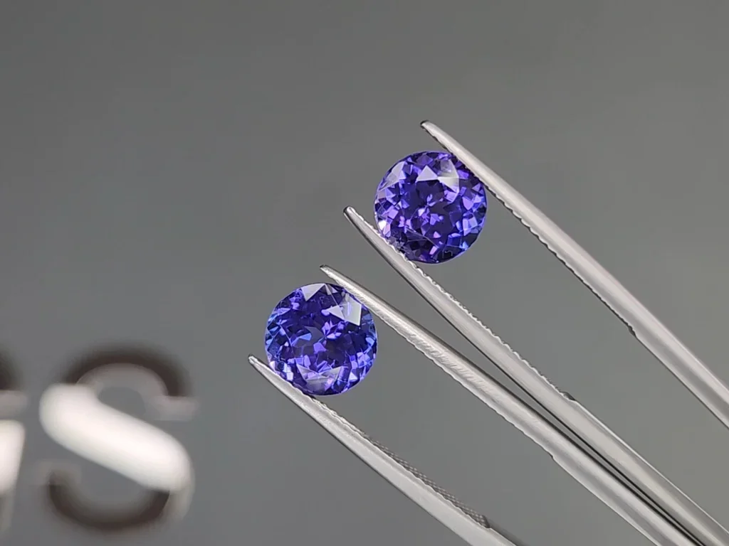 Pair of round cut blue tanzanites 4.38 carats, Tanzania Image №3