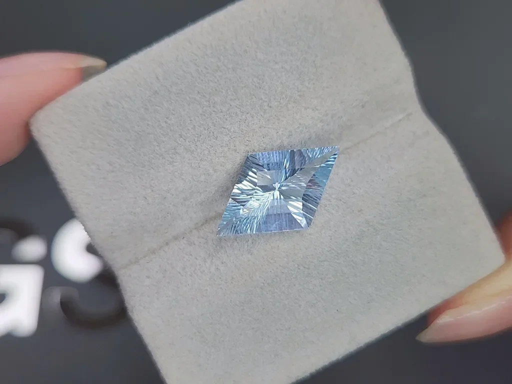 Aquamarine in fancy cut 3.36 carats, Madagascar Image №4