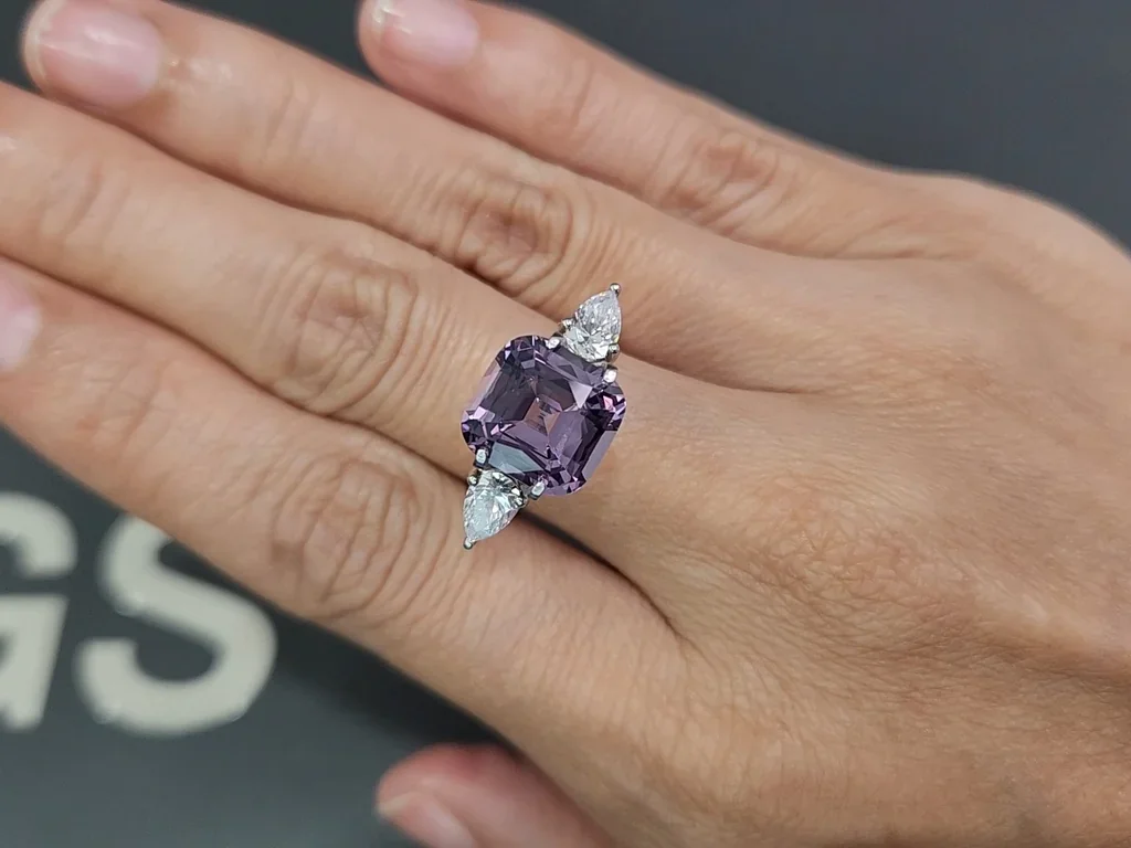 Lavender spine cushion cut 4.67 carats, Tanzania Image №5