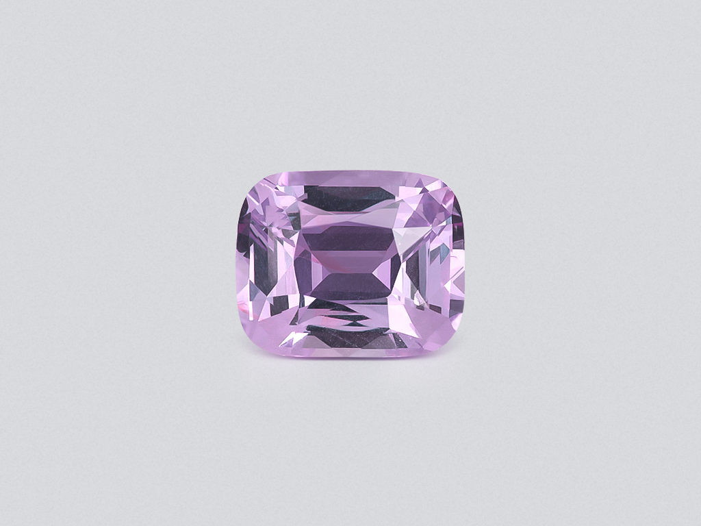 Lavender spinel cushion cut 3.43 carats, Burma Image №1