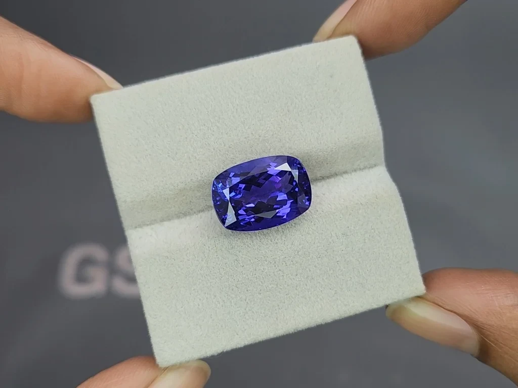 Tanzanite cushion cut 8.50 carats, Tanzania Image №4
