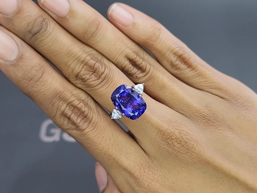Tanzanite cushion cut 8.50 carats, Tanzania Image №5