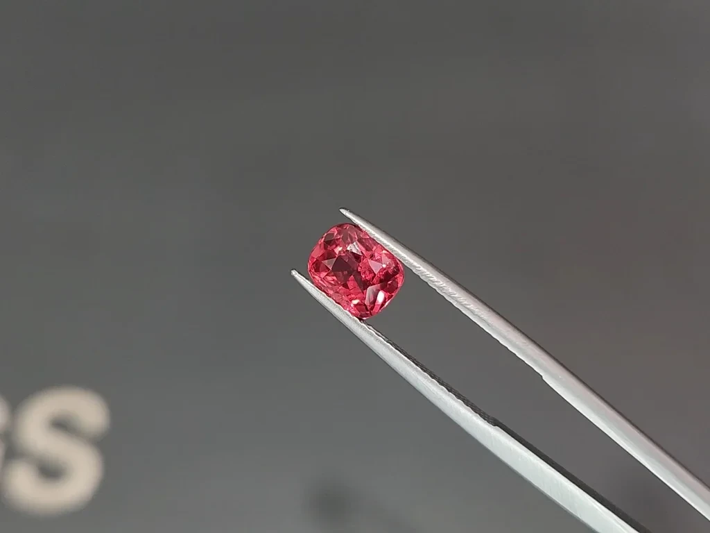 Spinel orange red cushion cut 2.01 carats, Tanzania Image №3
