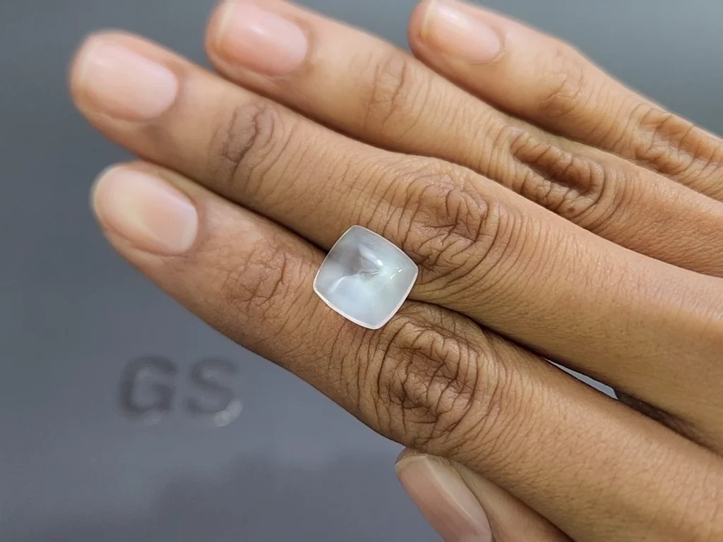 Moonstone cabochon cut 6.60 carats, Burma Image №2