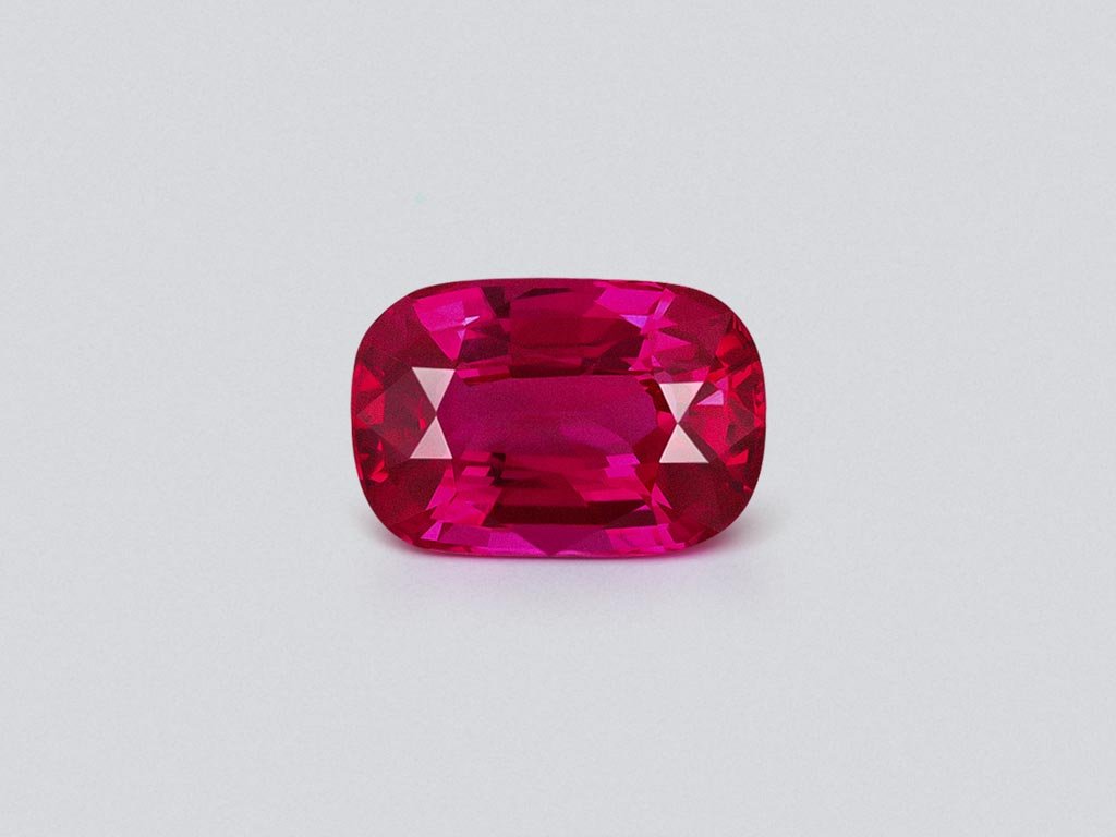 Unheated Vibrant pinkish-red ruby in cushion cut 5.20 carats, Mozambique Image №1