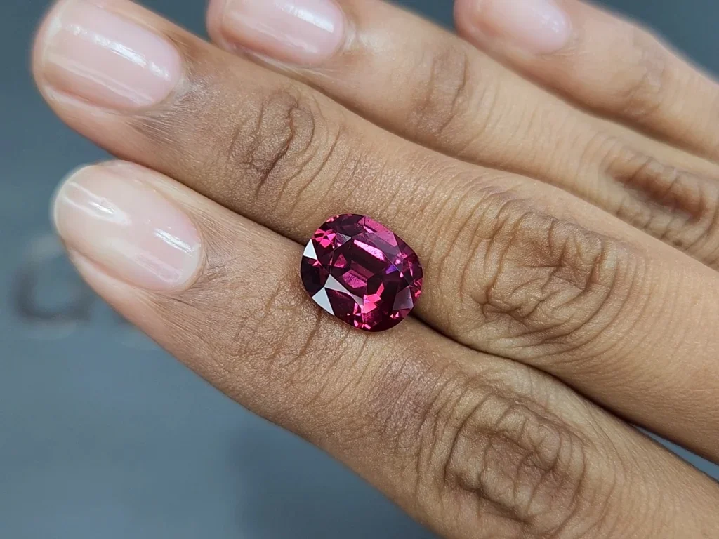 Red pink spinel cushion cut 5.08 carats, Burma  Image №2