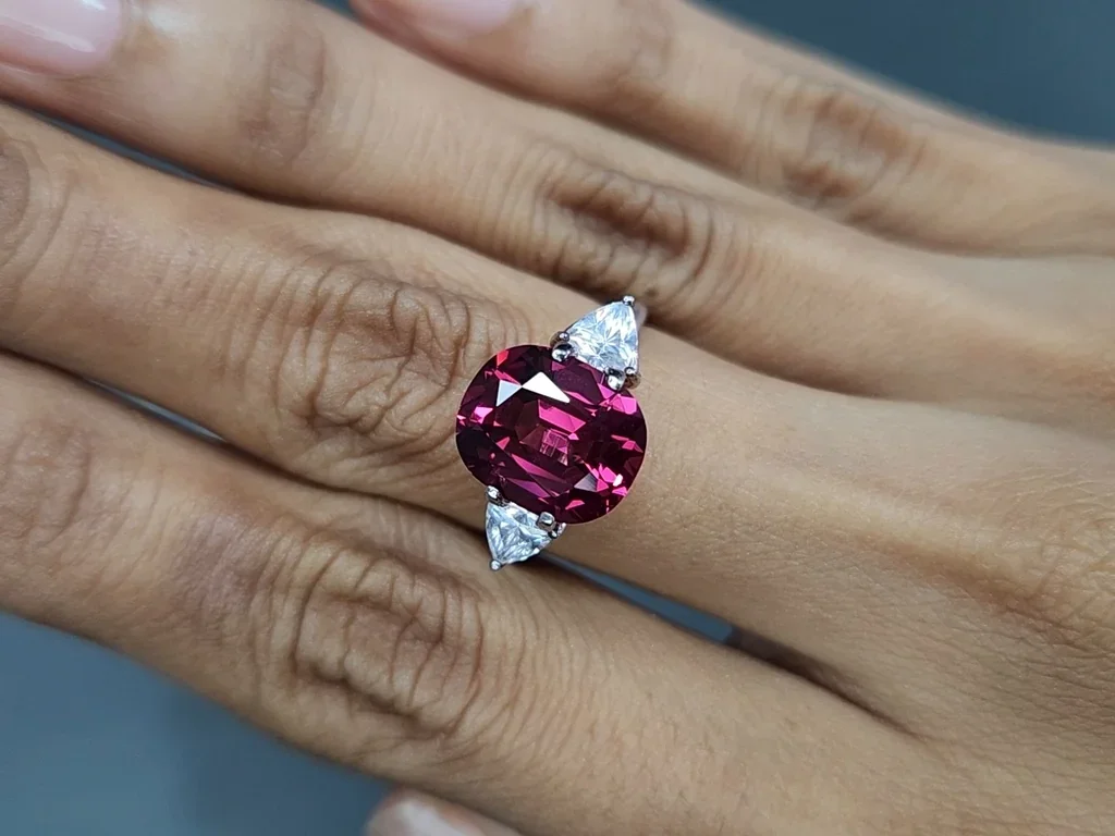 Red pink spinel cushion cut 5.08 carats, Burma  Image №5