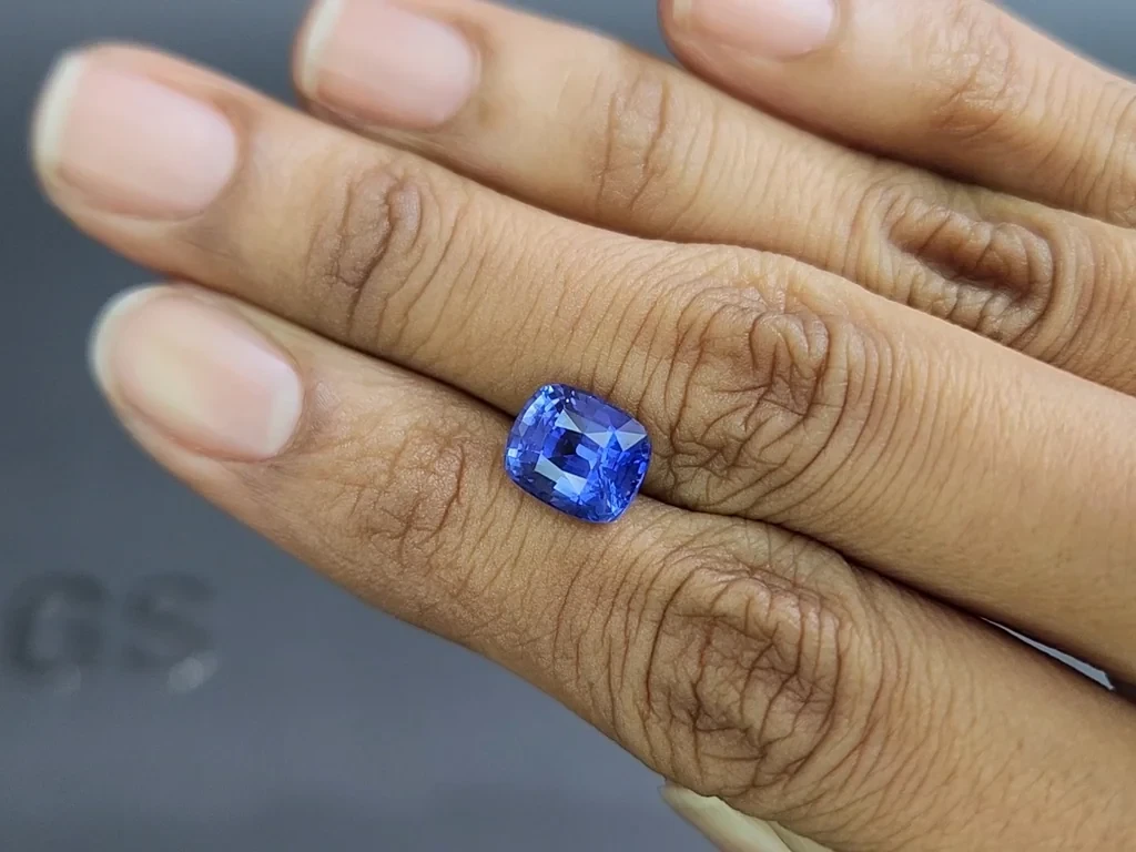 Sapphire Cornflower Blue cushion cut 4.13 carats, Sri Lanka Image №2