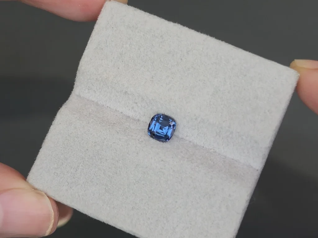 Blue spinel cushion cut 0.72 carats, Tanzania Image №4