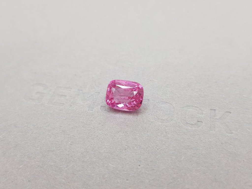 Baby pink cushion cut spinel 3.01 ct Image №2