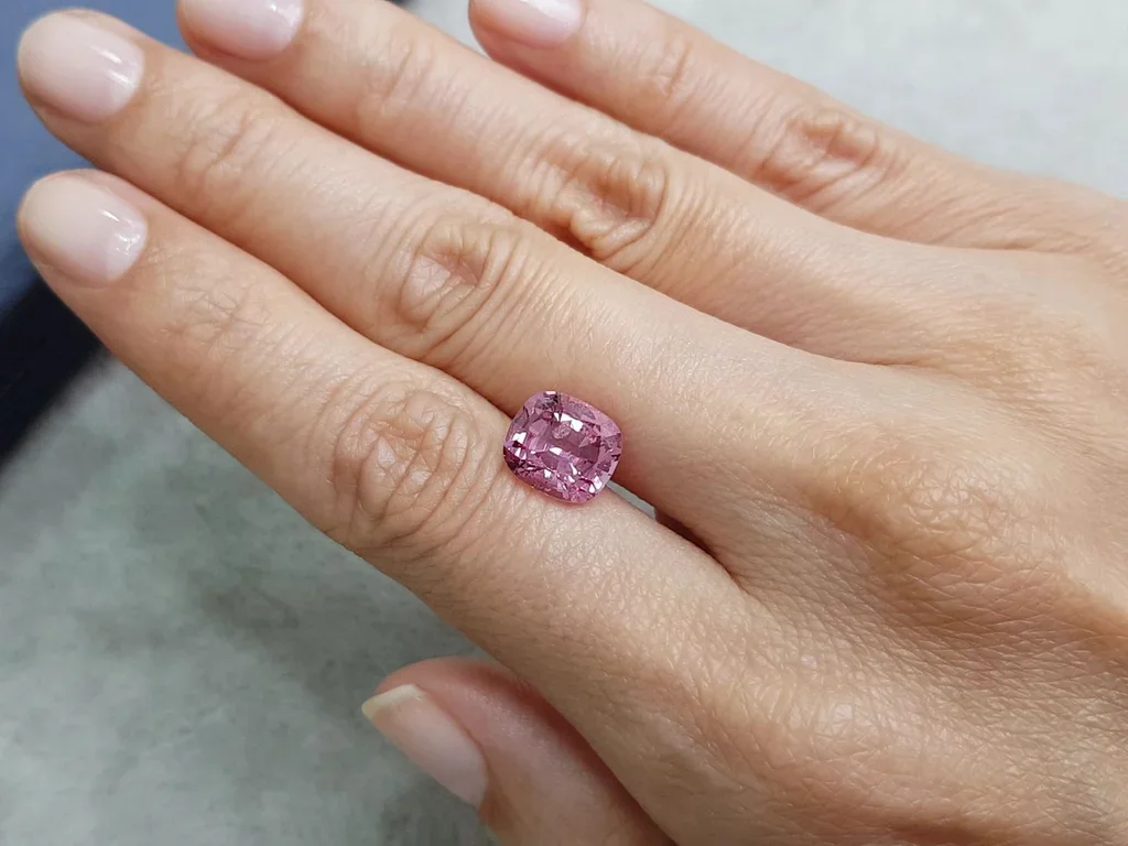 Pamir pink cushion cut spinel 3.99 ct Image №2