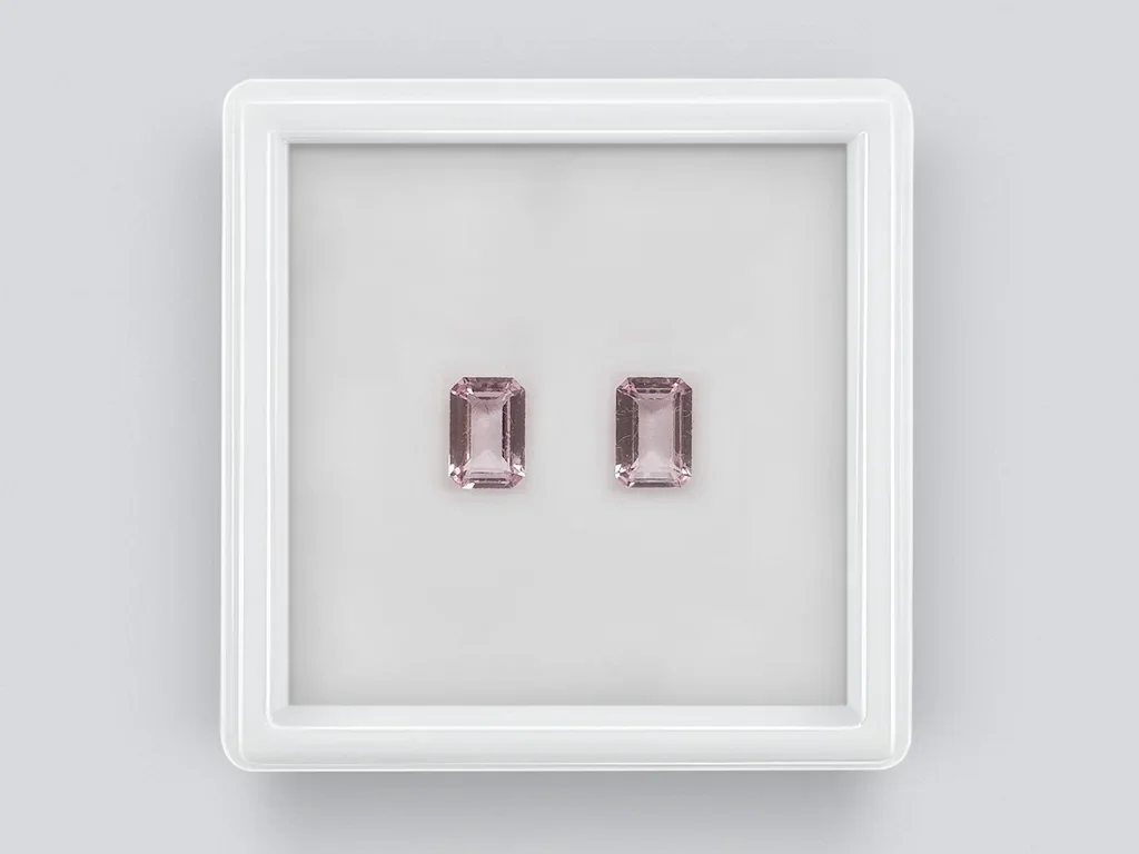 Pair of octagon cut morganites 0.83 carats Image №1