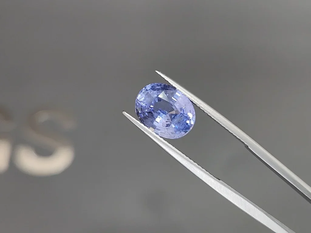 Unheated Pastel Blue sapphire in oval cut 5.05 carats, Sri Lanka  Image №3