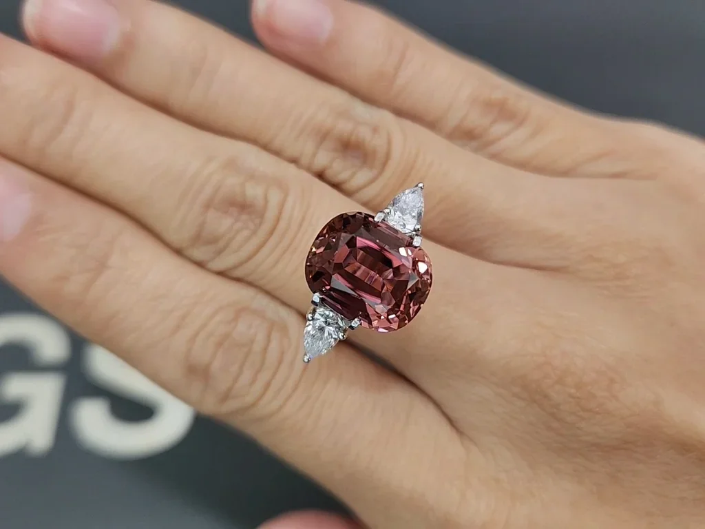 Tourmaline cushion cut 10.30 carats, Afghanistan Image №5