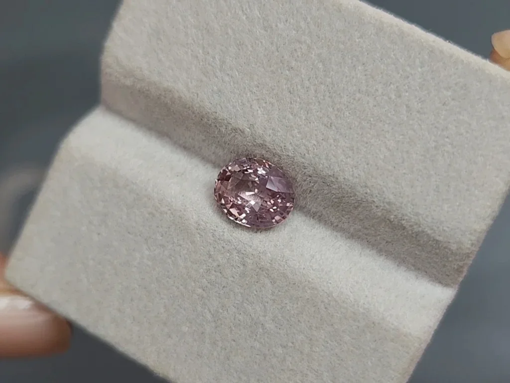 Unheated sapphire Padparadscha oval cut 2.01 carats, Madagascar Image №4