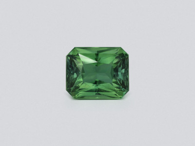 Green tourmaline radiant cut 5.60 cfrats,  Africa photo