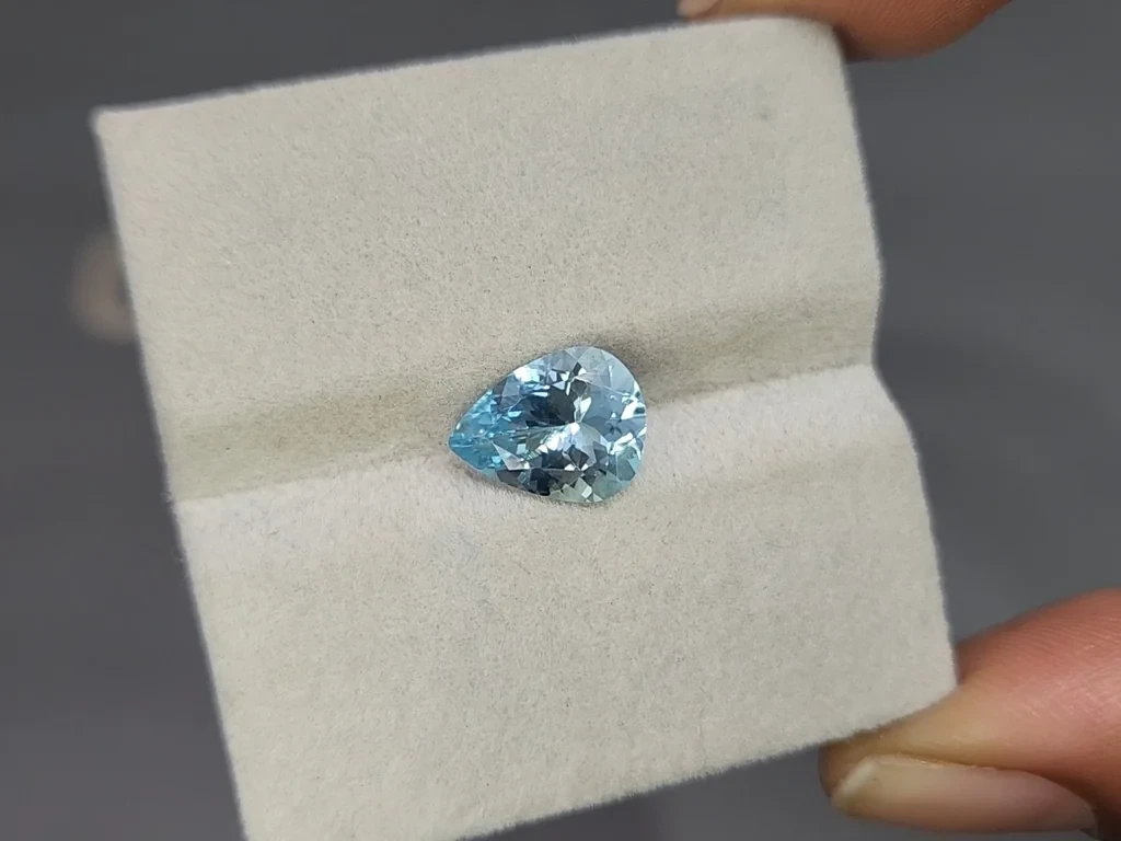 Aquamarine pear cut 2.15 carats, Madagascar  Image №4