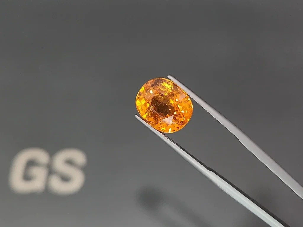 Spessartite garnet Fanta color cushion cut 10.27 carats, Africa Image №3