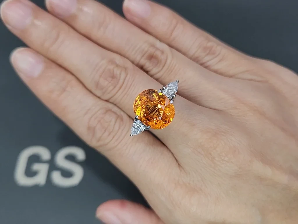 Spessartite garnet Fanta color cushion cut 10.27 carats, Africa Image №5