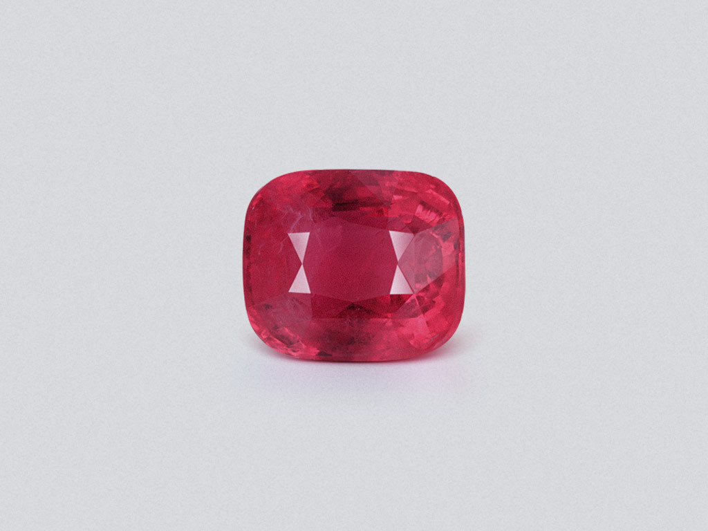 Intense red Mahenge spinel in cushion cut  5.11 carats, Tanzania Image №1