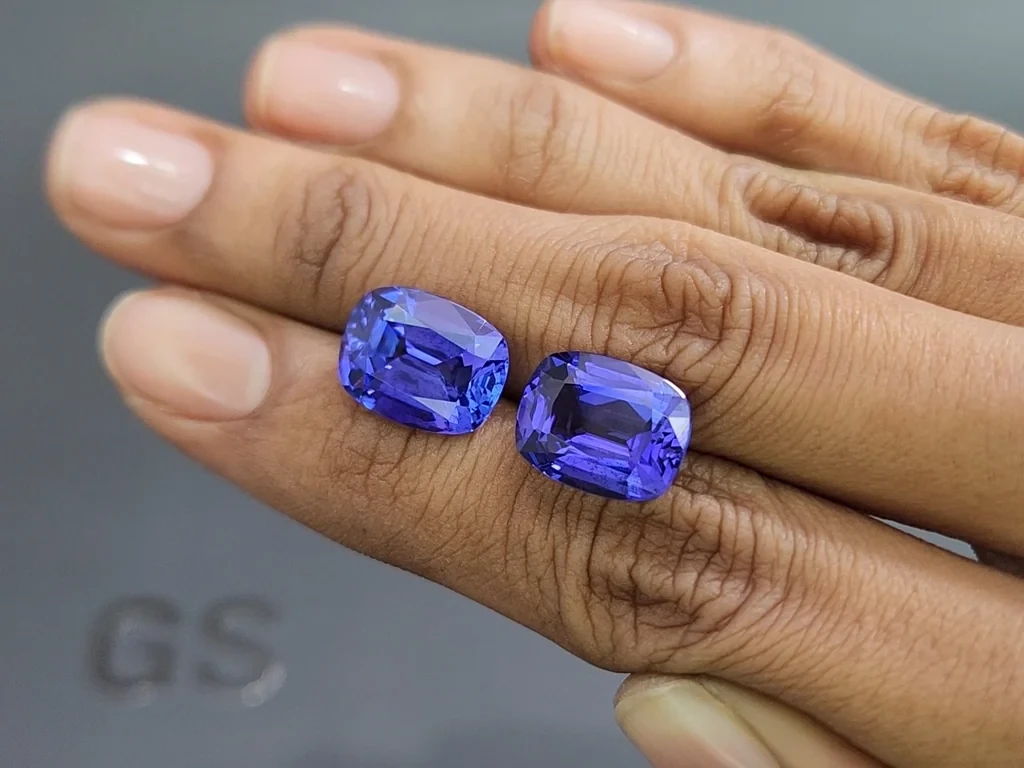 Pair of tanzanites cushion cut 14.51 carats, Tanzania  Image №2