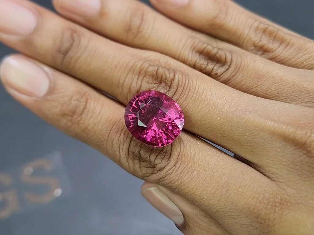Large rubellite tourmaline oval cut 15.39 carats, Africa Image №2