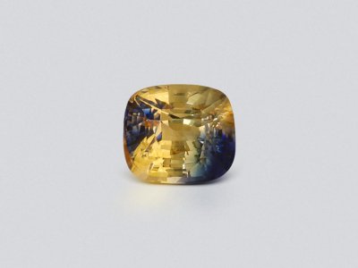 Unheated bi-color yellow-blue cushion cut sapphire 6.62 carats, Sri Lanka photo