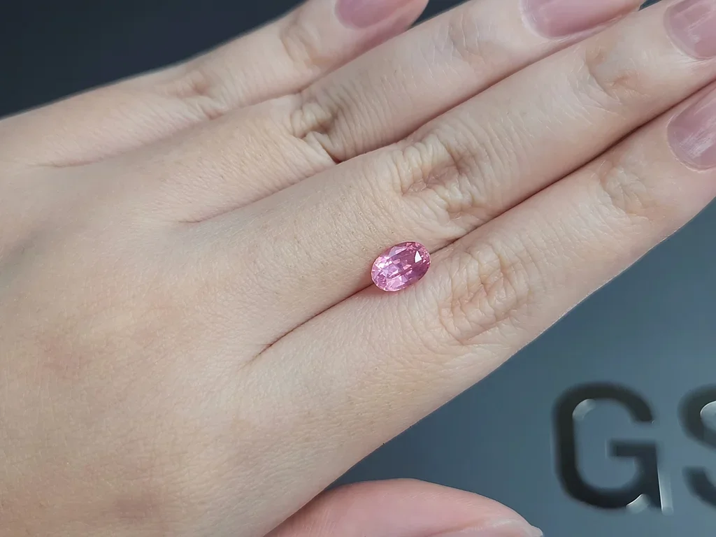 Unheated sapphire Padparadscha in oval cut 1.60 carats, Madagascar Image №2