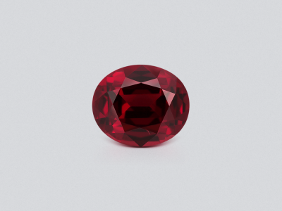 Rhodolite garnet oval cut 6.26 carats, Africa photo