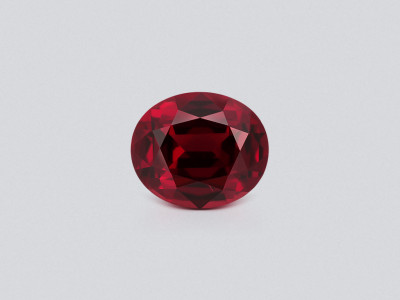 Rhodolite garnet oval cut 6.26 carats, Africa photo