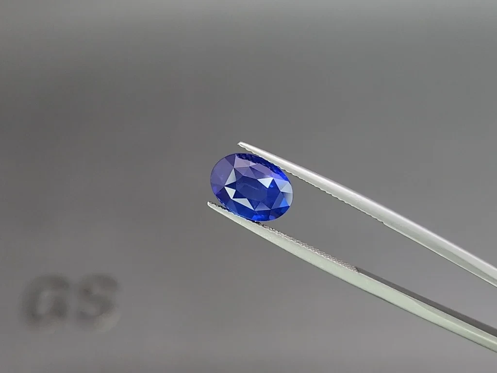 Set of Royal Blue sapphires in oval cut 10.56 carats, Sri Lanka Image №3