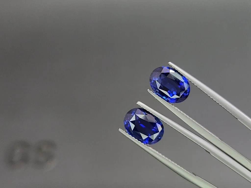 Set of Royal Blue sapphires in oval cut 10.56 carats, Sri Lanka Image №4